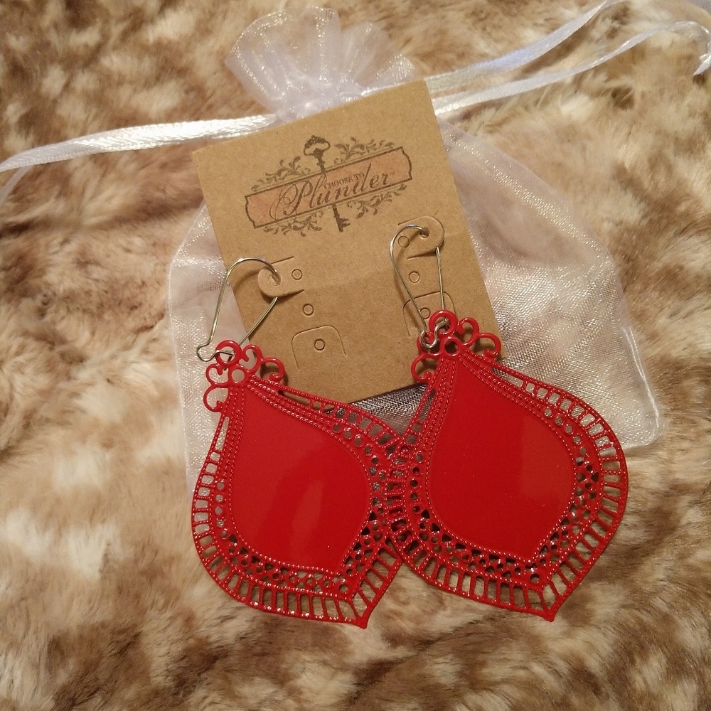 Plunder Diana Earrings